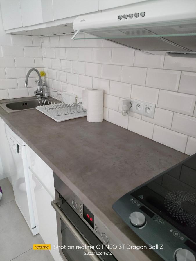 Апартаменти Apartament W Samym Centrum Варшава Екстер'єр фото