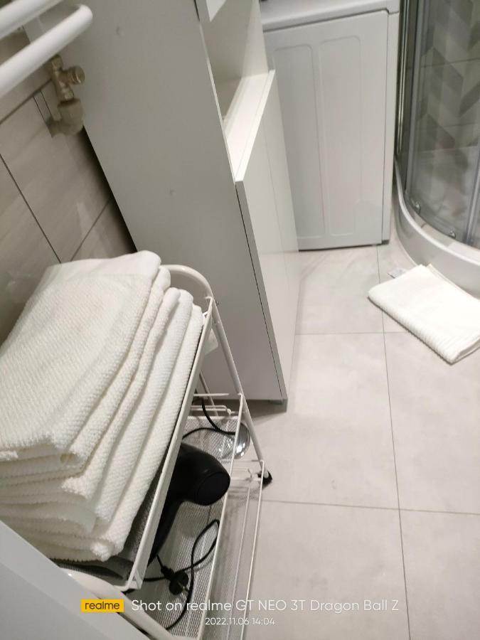 Апартаменти Apartament W Samym Centrum Варшава Екстер'єр фото
